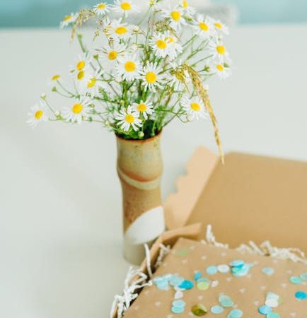 Какой подарок сделать невесте жениху