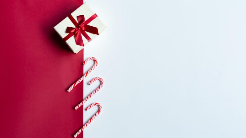 Какой подарок можно подарить молодоженам