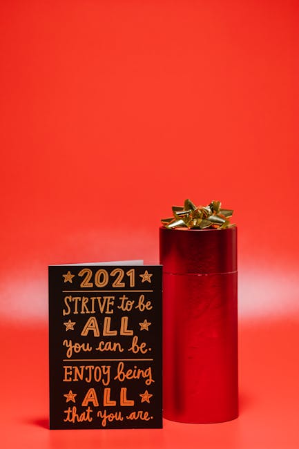 Что подарить девочке на 9