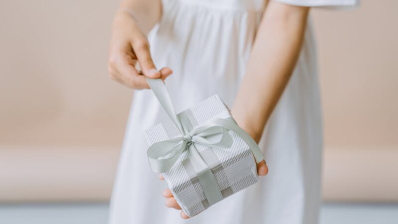 Какой подарок можно подарить сыну