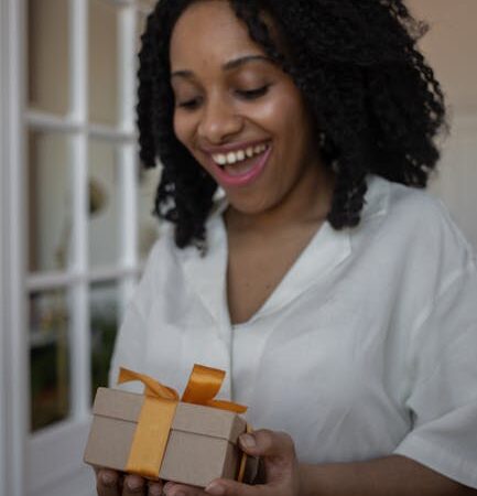 Где можно купить подарки детям