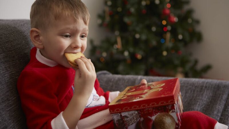 Что подарить на рождение девочки недорого
