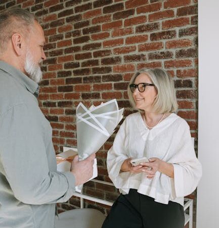 Что подарить 17