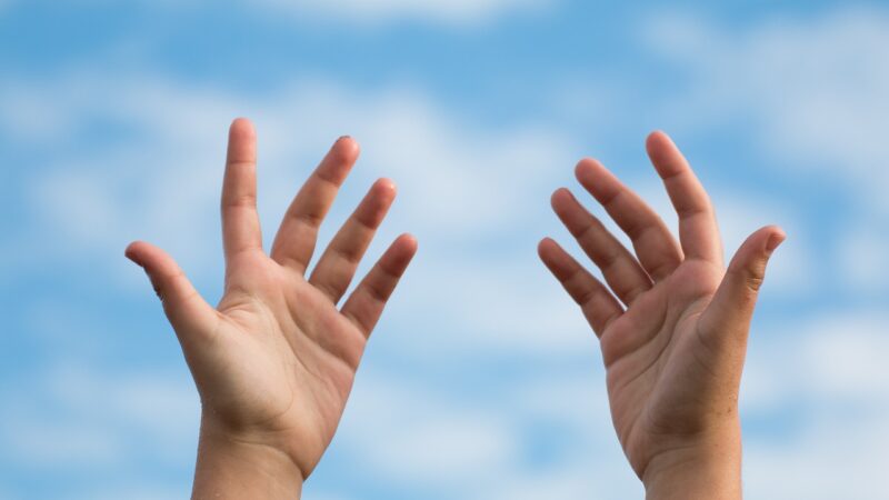 Что подарить подруге на день рождения