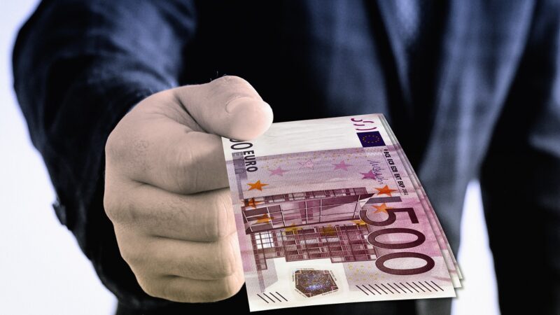 Какой подарок сегодня день рождения