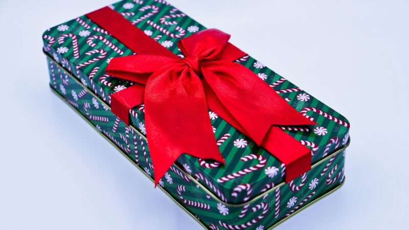 Подарок купить 11