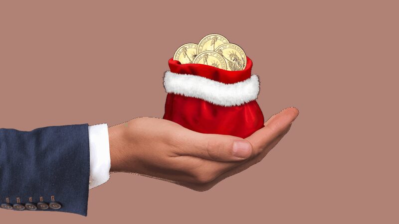 Что можно подарить учителю