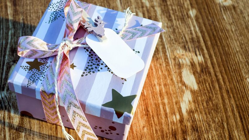 Купить подарок на рождение ребенка девочки