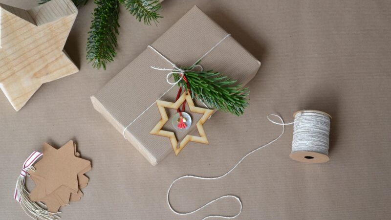 Что подарить онлайн