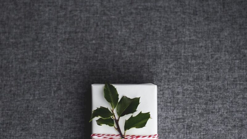 Что подарить подруге на 13 лет